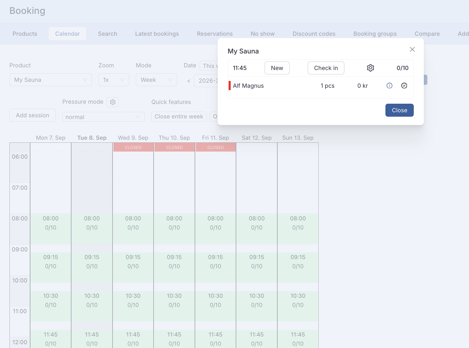 Session popup in the booking calendar with the New and Check in buttons and one booked customer